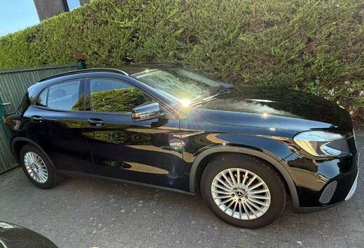 Mercedes-Benz GLA 180 (EU6.2)