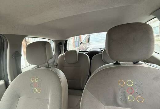 Renault 1.2i 16v Initiale QuickShift 5