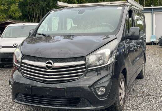 Opel 1.6 CDTi L1H1 BiTurbo 5 PLACES