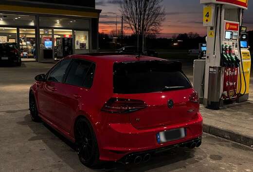 Volkswagen Golf 7R - Full Options