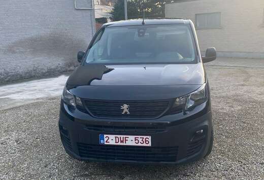 Peugeot 1.5 BlueHDi  Premium Avantage. BTW WAGEN