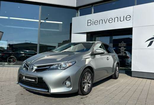 Toyota 1.33i VVT-i *CAMERA*GPS*BLUETOOTH*CRUISE*GARAN ...