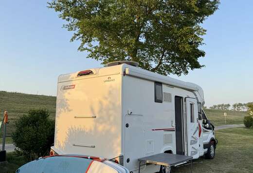 Ford Challenger Camper