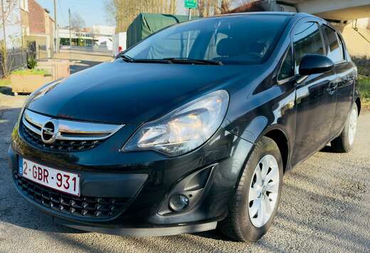 Opel 1.2i Black Edition