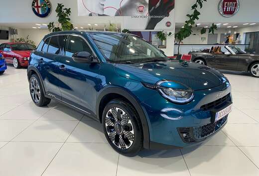 Fiat 600 1.2   LA PRIMA     Hybrid  DCT