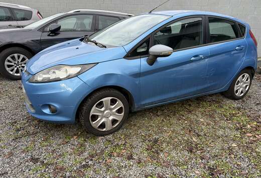 Ford Fiesta 1.25i avec Airco