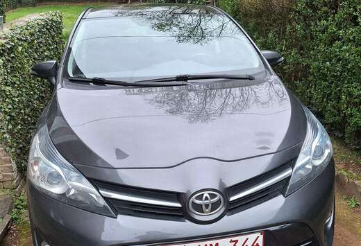 Toyota 132 VVT-i 5pl SkyView