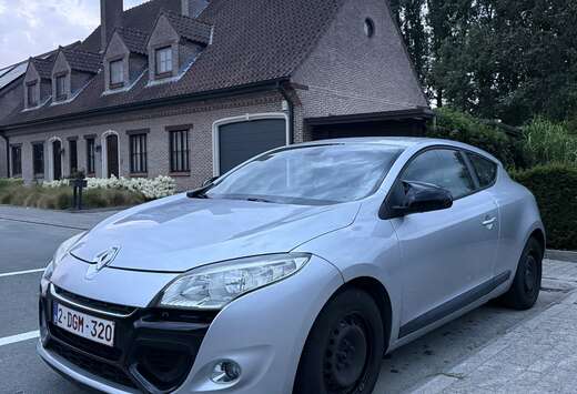 Renault Mégane Coupé 1.6i Dynamique