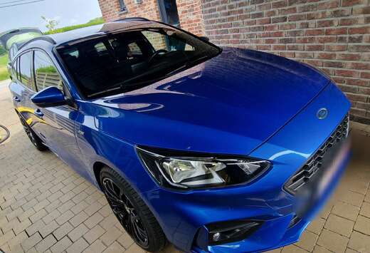Ford Focus clipper 1.5 EcoBoost ST-LINE
