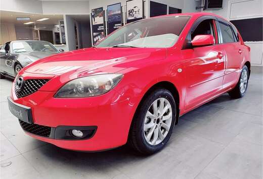 Mazda 1.6i automaat * TSI *