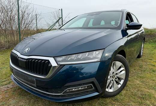 Skoda Octavia 2.0 tdi dsg7 kombi navi camera pdc