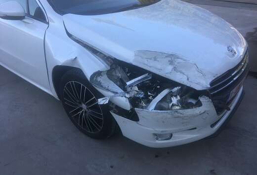 Peugeot 508 155 THP Allure ACCIDENT
