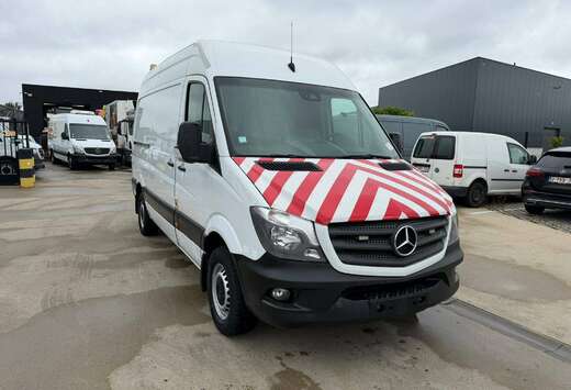 Mercedes-Benz 316 (Stock ID 08319)