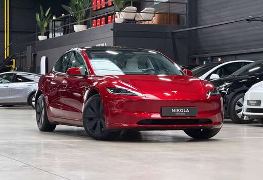 Tesla PREMIUM - HIGHLAND - RED & WHITE - RWD