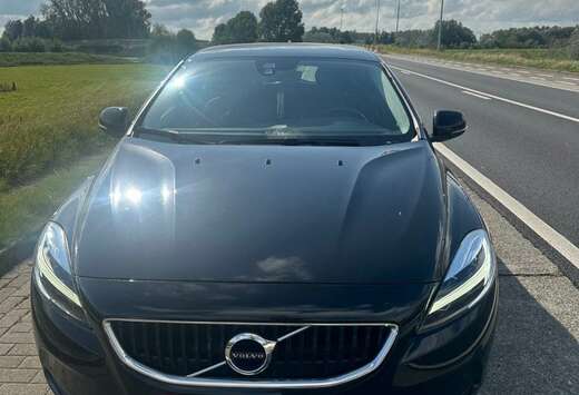 Volvo 2.0 D2 Luxury Edition AdBlue (EU6d-TEMP)