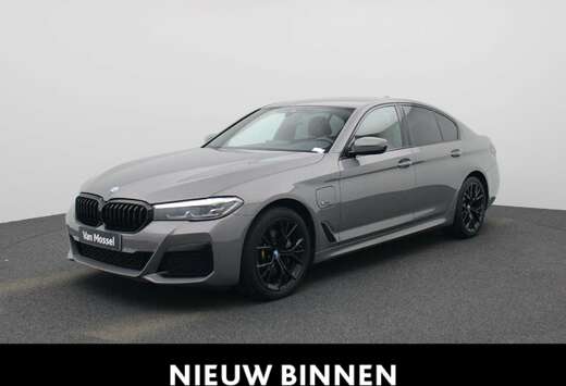BMW 5 Reeks Berline 530e PHEV  M-Pakket  LED  Zetel