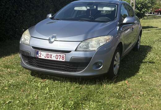 Renault 1.6i Dynamique