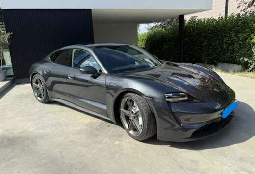 Porsche Taycan 93.4 kWh Taycan
