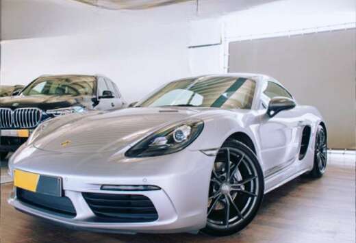 Porsche 718 Cayman T 2.0 Turbo PDK