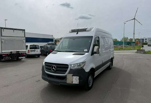 Mercedes-Benz 316 (Stock ID 38631)