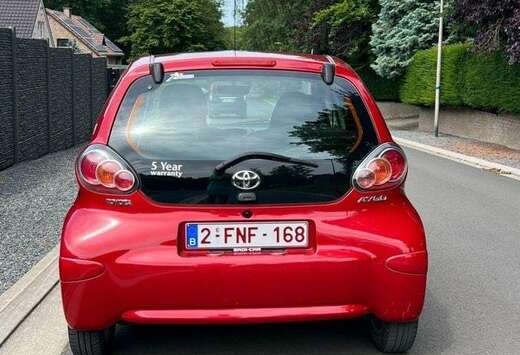 Toyota 1.0i VVT-i Sport