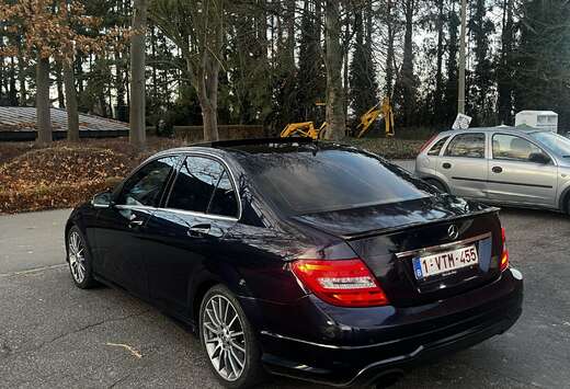 Mercedes-Benz AMG FULL OPTION