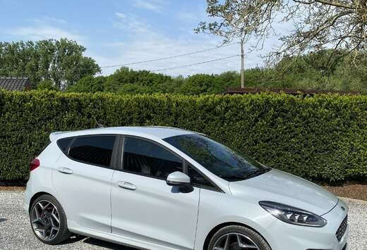 Ford 1.5 EcoBoost S&S mit Styling-Paket ST