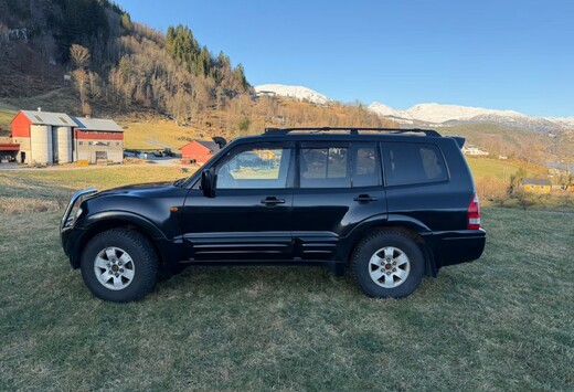 Mitsubishi Pajero 3.2 DI-D Inform