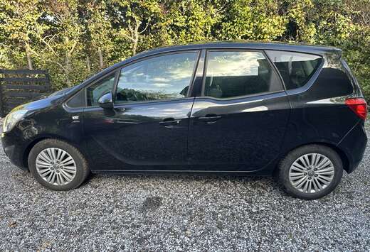 Opel AFFAIRES 1.3 CDTI 95 FAP PACK CLIM
