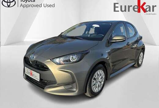 Toyota 1.5 HYBRID DYNAMIC CVT