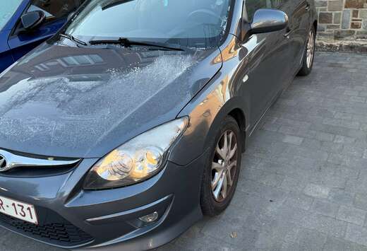 Hyundai i30 1.6 CRDi U2 Blue Comfort ISG 103gr.