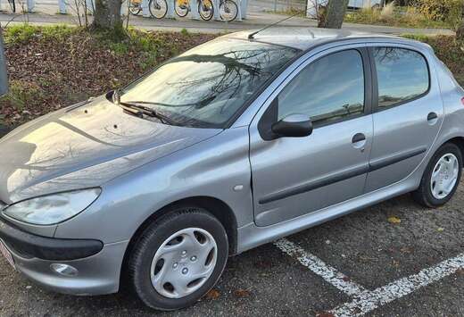 Peugeot 1.4i Roland Garros