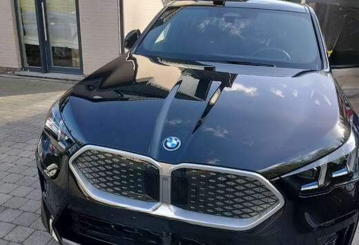 BMW iX2 66.5 kWh eDrive20
