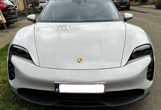 Porsche Taycan GTS Sport Turismo