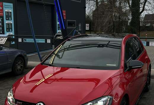 Volkswagen Golf GTI TCR 2.0 TSI OPF DSG