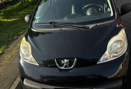 Peugeot 1.0i 12v Trendy