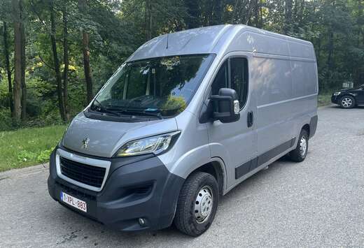 Peugeot 2.2 BlueHDi L2 Utility Premium S/S