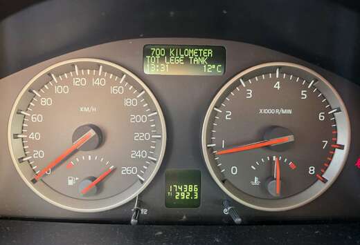 Volvo C30 1.6i 16v Momentum