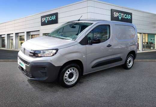 Peugeot 3 1.5 BHDi L1 Heavy 96kW EAT8 -