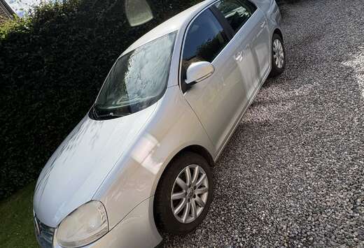 Volkswagen 1.6i FSI Comfortline