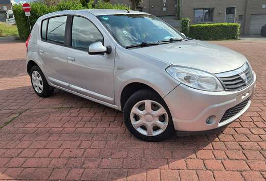 Dacia Sandero 1.2i Sandero
