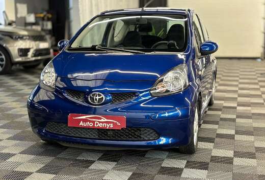 Toyota 1.0 benzine bj. 2007 126000km.