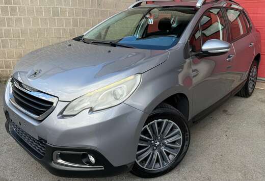 Peugeot 1.2i PureTech Active S + CLIM
