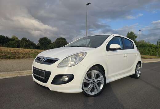 Hyundai i20 1.2i version sport
