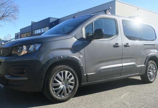Peugeot 1.2 PureTech Long Allure 7pl S Netto18500eu
