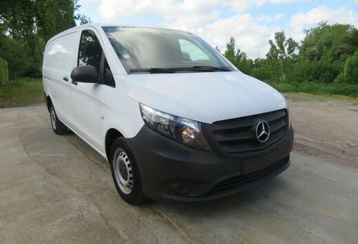 Mercedes-Benz 111cdi