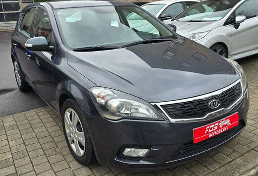 Kia Cee\'d 1.6 CRDi EcoDynamics DPF CARPASS/GARANTIE