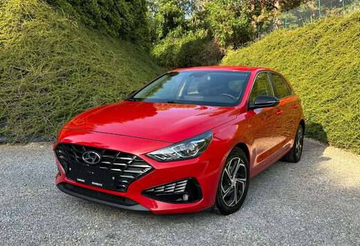 Hyundai i30 1.6 CRDi /Carnet Hyundai /Très bon état ...
