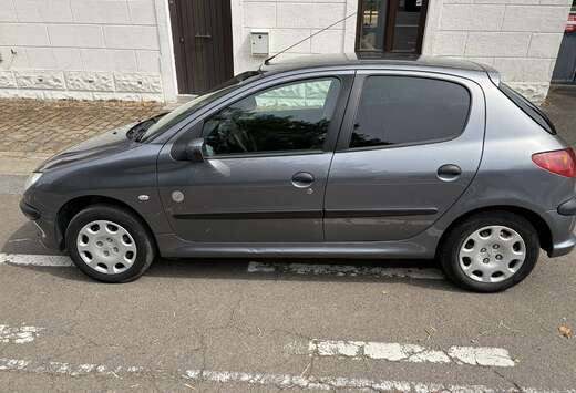 Peugeot 75 Petit Filou