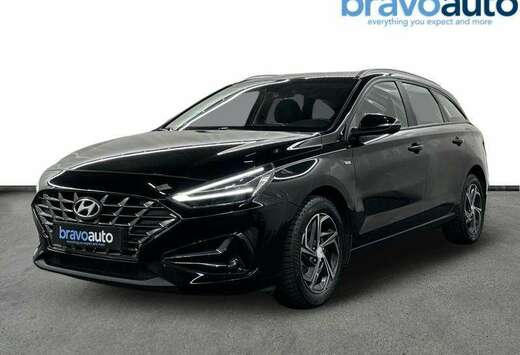 Hyundai SW MHEV AT Comfort | winter pack + winter tyr ...
